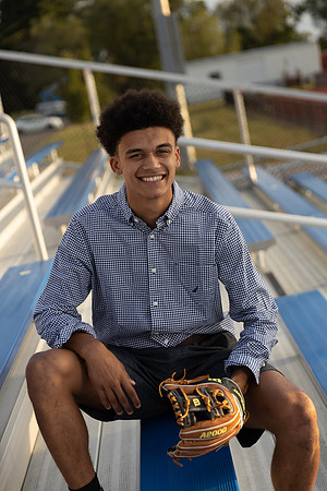 Isaiah Maines_0040