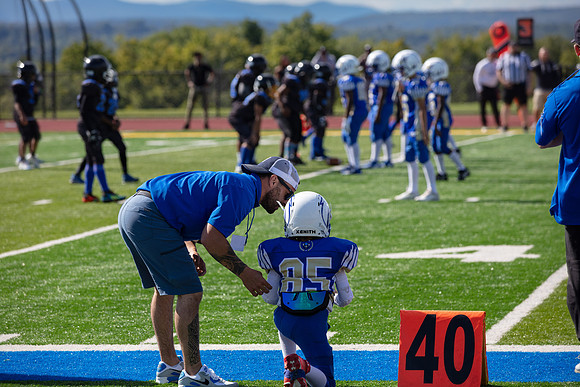 Hawks Pop Warner_0105