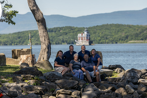 Family Portraits_0061