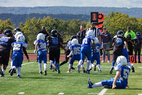 Hawks Pop Warner_0126