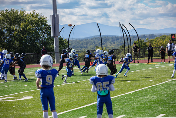 Hawks Pop Warner_0110