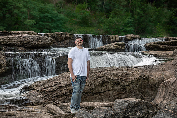 Zachary Todriff_0008