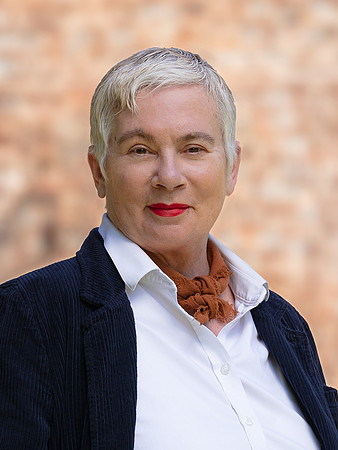 CorcoranCountryLiving_OfficeLocation_JRakowski_Headshot