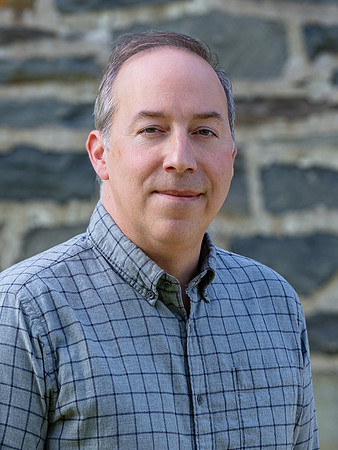 CorcoranCountryLiving_OfficeLocation_MHenry_Headshot