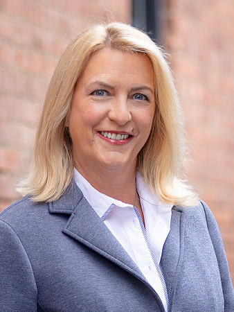 CorcoranCountryLiving_OfficeLocation_RRyan-Marino_Headshot