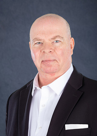Metzwood headshot portrait_0053