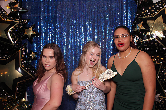 Greenville Prom 2022 Booth_0025