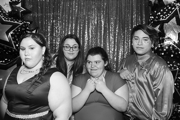 Greenville Prom 2022 Booth_0225
