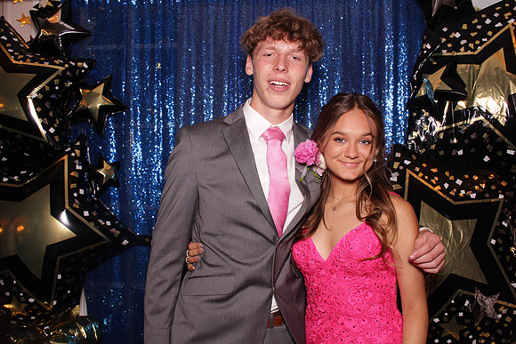 Greenville Prom 2022 Booth_0083