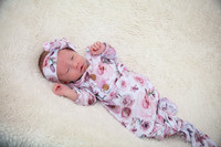 Twins Newborn Portraits_0016