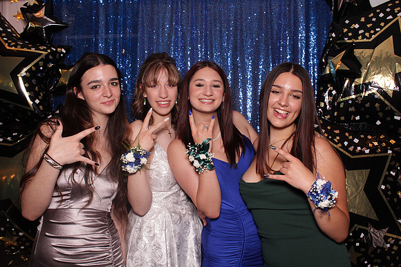 Greenville Prom 2022 Booth_0020