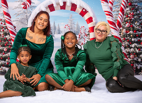 Holiday Portraits_0016