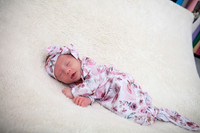 Twins Newborn Portraits_0015