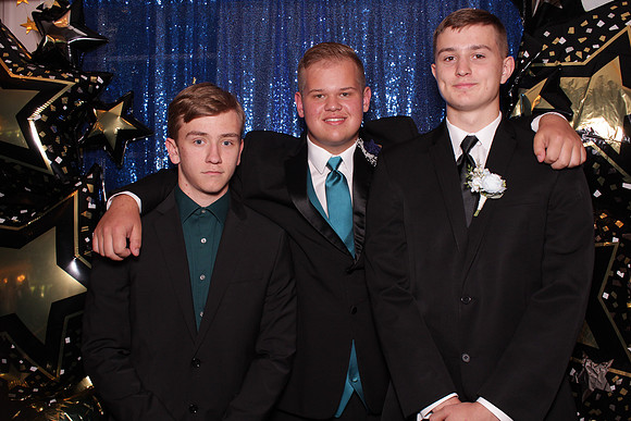 Greenville Prom 2022 Booth_0022