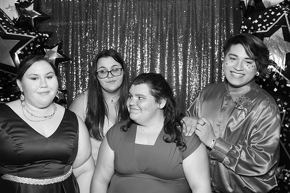 Greenville Prom 2022 Booth_0227