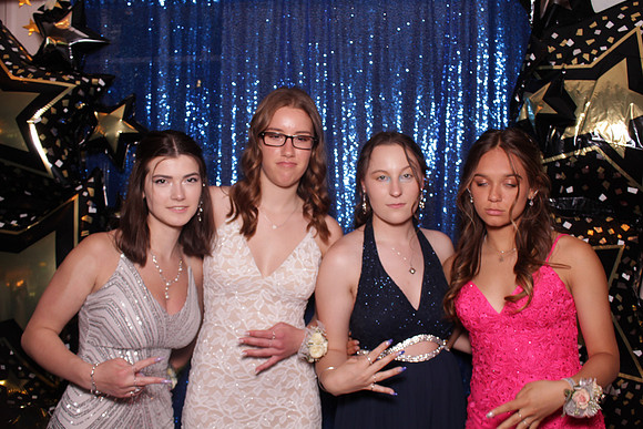Greenville Prom 2022 Booth_0017