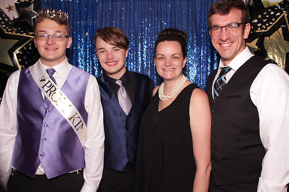 Greenville Prom 2022 Booth_0289