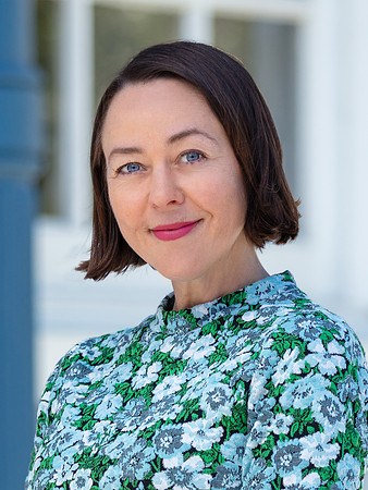 CorcoranCountryLiving_OfficeLocation_APrather_Headshot