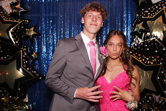 Greenville Prom 2022 Booth_0082