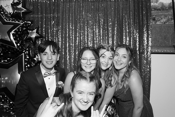 Greenville Prom 2022 Booth_0131