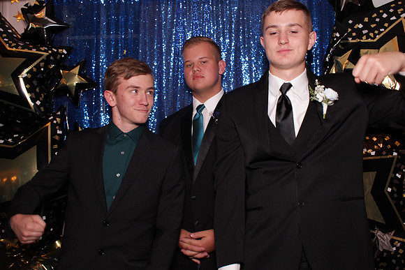 Greenville Prom 2022 Booth_0024